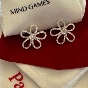Clover Flower Earrings 18k white gold 2000